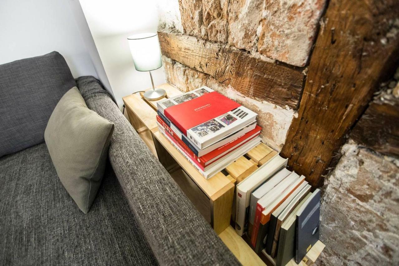 Appartement Intimate And Artistic Flat Wifi Puerta Del Sol à Madrid Extérieur photo